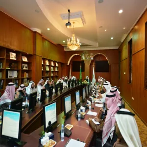 معالي مدير الجامعة يترأس الاجتماع التشاوري الدوري للجامعة