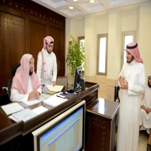 طلاب دبلوم المحاماة يقومون بزيارة للمحكمة العامة في الرياض