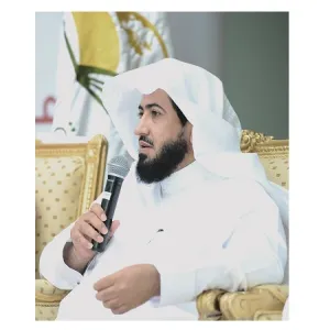 عمادة التعليم الالكتروني تدعو إلى التسجيل في الدورات التدريبية في التعليم الإلكتروني