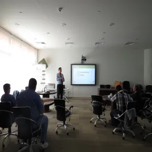 عمادة شؤون المكتبات تعقد دورة تدريبية لأعضاء هيئة التدريس والطلاب "كيفية استخدام المكتبة الرقمية السعودية ومهارات البحث في البيئة الرقمية "