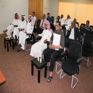 كلية العلوم والدراسات الإنسانية بحوطة سدير تقيم حلقة نقاشية تحت عنوان : ( التنمية وجودة التعليم )