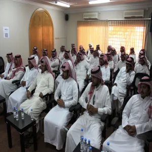 كلية العلوم والدراسات الإنسانية بحوطة سدير تنظم لقاءً بموظفي وموظفات الكلية
