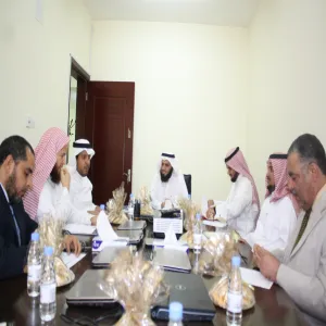 فريق العمل بوكالة الجامعة للشؤون التعليمية يزور كلية الهندسة