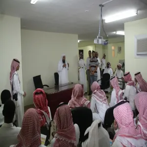 وفود من مدارس ثانوية تزور كلية الهندسة