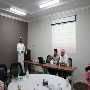 دورةٌ بعنوان ( وسائل تعليم اللغة الإنجليزية ) بكلية العلوم والدراسات الإنسانية بحوطة سدير