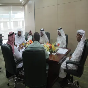 عمادة خدمة المجتمع والتعليم المستمر تعقد الاجتماع  التشاوري الثاني مع عمادة التعليم الإلكتروني والتعلم عن بعد.