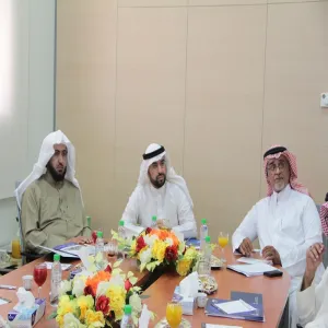 خدمة المجتمع تنشر ثقافة التعليم الالكتروني عبر مشروع (مجتمعي)
