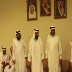 فريق العمل بوكالة الجامعة للشؤون التعليمية يزور كلية التربية بالزلفي