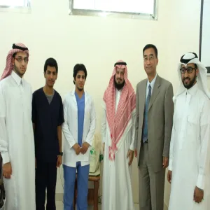 الكلية تشارك في لقاء المدير التنفيذي لقسم الطب التقليدي والتكاملي بمنظمة الصحة العالمية مع المركز الوطني للطب البديل والتكميلي