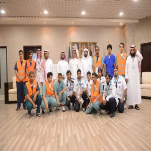 معالي مدير الجامعة يلتقي بجوالة المجمعة والفريق التطوعي المشاركين في حج 1435هـ