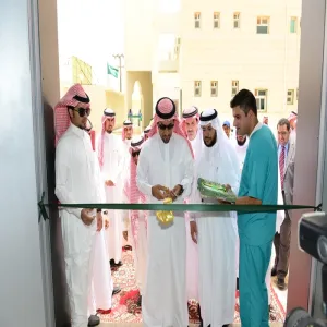 معالي مدير الجامعة يفتتح مركز وعيادات طب الأسنان الجامعي بالزلفي