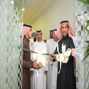 معالي مدير الجامعة يدشن قاعة التدريب بعمادة التعليم الإلكتروني