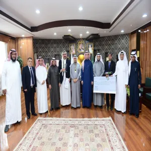 معالي مدير الجامعة يستقبل في مكتبه الفريق الفائز بالميدالية الذهبية مع مرتبة الشرف الأولى على مستوى اختراعات الشرق الأوسط
