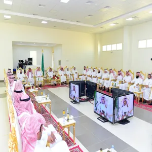 معالي مدير الجامعة يزور كلية العلوم والدراسات الإنسانية بالغاط ويترأس الاجتماع التشاوري