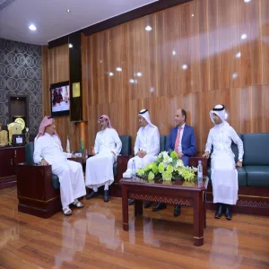 معالي مدير الجامعة يستقبل عميد كلية الاقتصاد والإدارة بجامعة القصيم