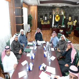 برئاسة معالي مدير الجامعة .. لجنة التعاملات الإلكترونية بالجامعة تعقد اجتماعها الرابع