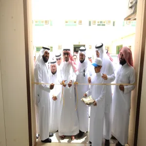 معالي مدير الجامعة يدشن عدد من معامل كلية طب الأسنان بالزلفي