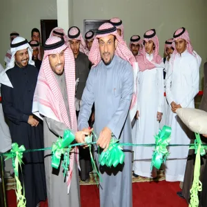 معالي مدير الجامعة يفتتح معمل يُدار بالرجل الالي (الروبوت) ووحدة التصنيع المرن