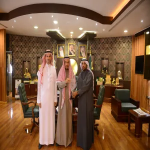معالي مدير الجامعة يتسلم جائزة مخترعو الخليج 2014
