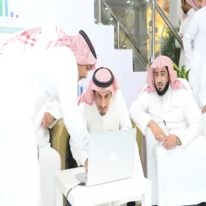 معالي مدير الجامعة يدشن "جامعة المجمعة في بيئة سكندلايف"