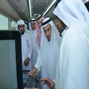 معالي مدير الجامعة يدشن بوابة وصول لذوي الاحتياجات الخاصة المتنقلة