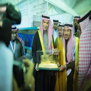 الجامعة تشارك بجناح مميز في معرض القصيم للكتاب