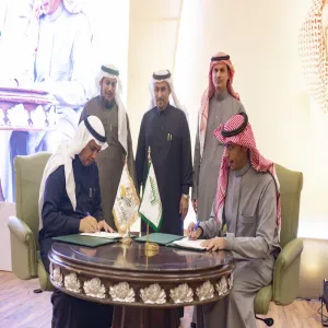 الجامعة توقع عقود الاعتماد البرامجي مع المركز الوطني للتقويم والاعتماد الأكاديمي