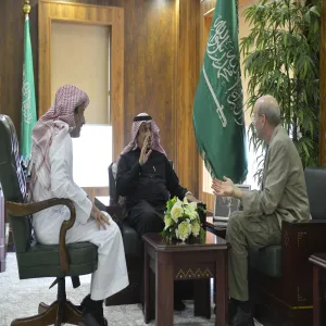 البروفيسور ديفيد جولدسمان رئيس برامج الماجستير في كلية ميلتون ستيوارت الهندسية من جامعة جورجيا التقنية يزور الجامعة