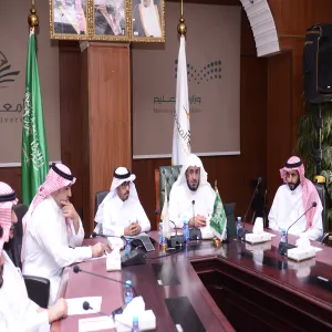 الإدارة العامة للمتابعة تنظم لقاء بين الإدارات الرقابية بالجامعة مع مدير عام فرع هيئة الرقابة والتحقيق بمحافظة المجمعة