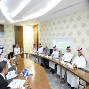 بحضور معالي مدير الجامعة : كلية علوم الحاسب تعقد المجلس الاستشاري