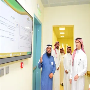 VICE-RECTOR VISITS DEANSHIP OF GRADUATE STUDIES