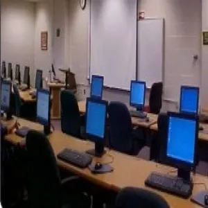 فريق وحدة تقنية المعلومات النسائي في زيارة لكلية العلوم والدراسات الإنسانية بحوطة سدير