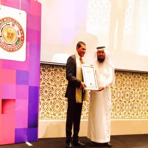 الجامعة تحقق جائزة الشرق الأوسط للمساهمة المميزة في التعليم 2016