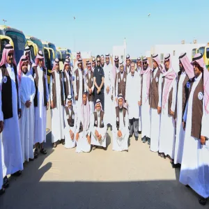 الخدمات الطبية تقوم بدورة للأسعافات الأوليه لسائقي حافلات النقل الجامعي