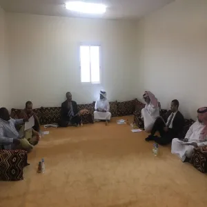 جلسة نقاش علمي لقسم اللغة العربية في كلية التربية بالمجمعة عن الأمن اللغوي في التراث