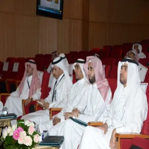 جامعة المجمعة تشارك بورقة في ملتقى عمداء التطوير بالجامعات السعودية